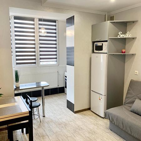 Apartment In Center Ivano-Frankivsk Luaran gambar